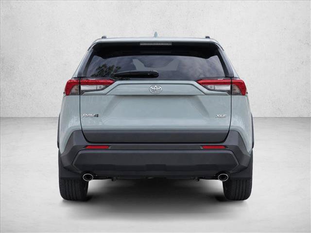 Used 2019 Toyota RAV4 XLE Premium FWD image 6