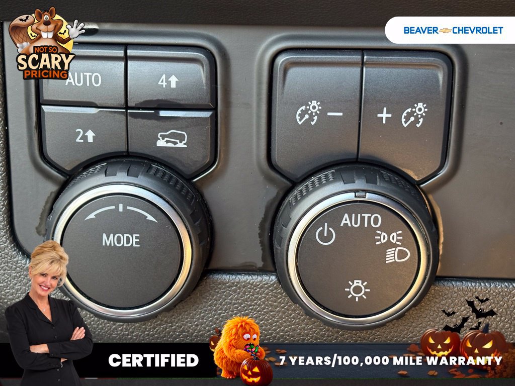 Used 2024 Chevrolet Suburban RST w/ Luxury Package AWD/4WD image 38