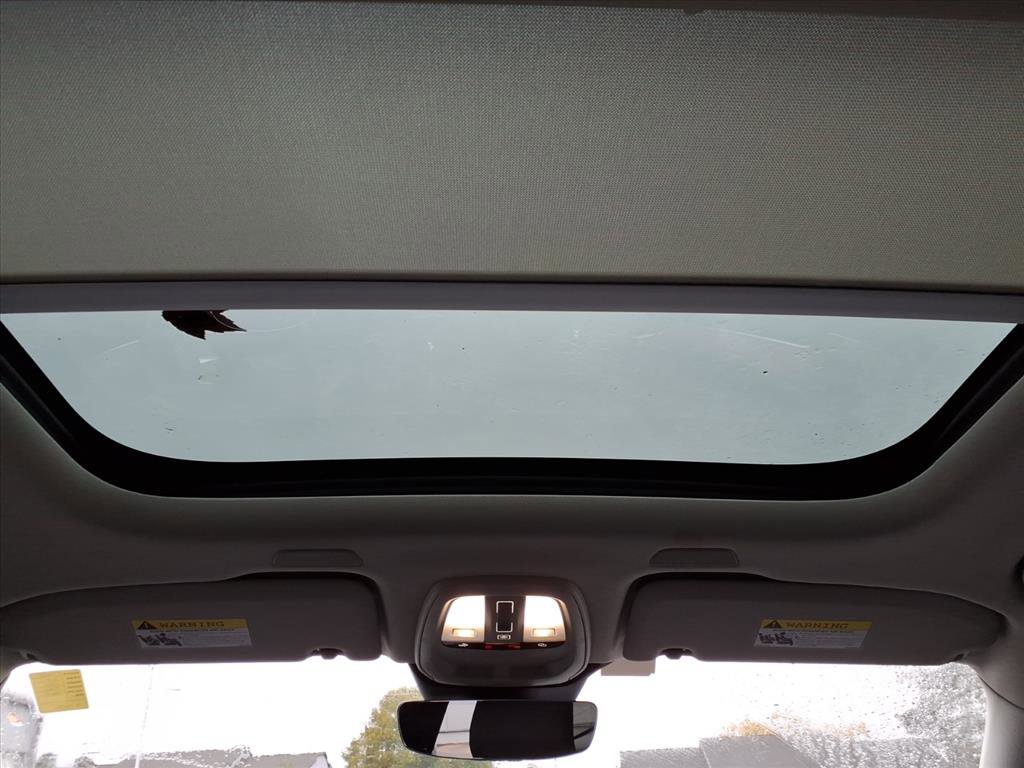 Used 2024 Volvo XC60 B5 Plus image 14