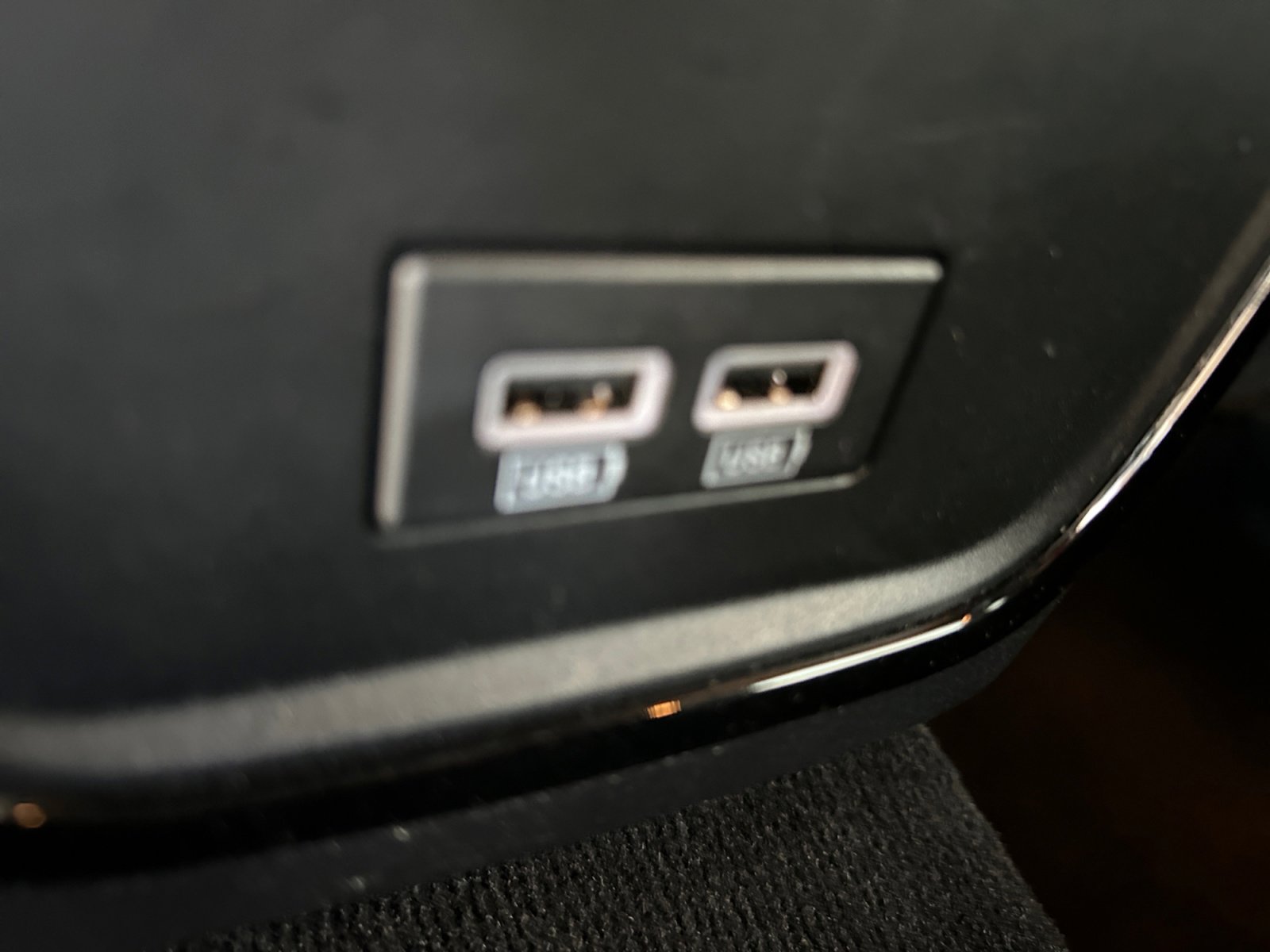 Used 2023 Dodge Charger R/T w/ Blacktop Package image 19