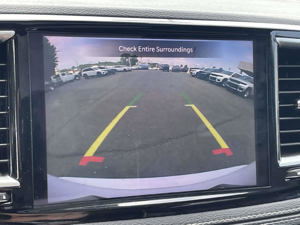 Certified 2025 Chrysler Pacifica Limited FWD image 39