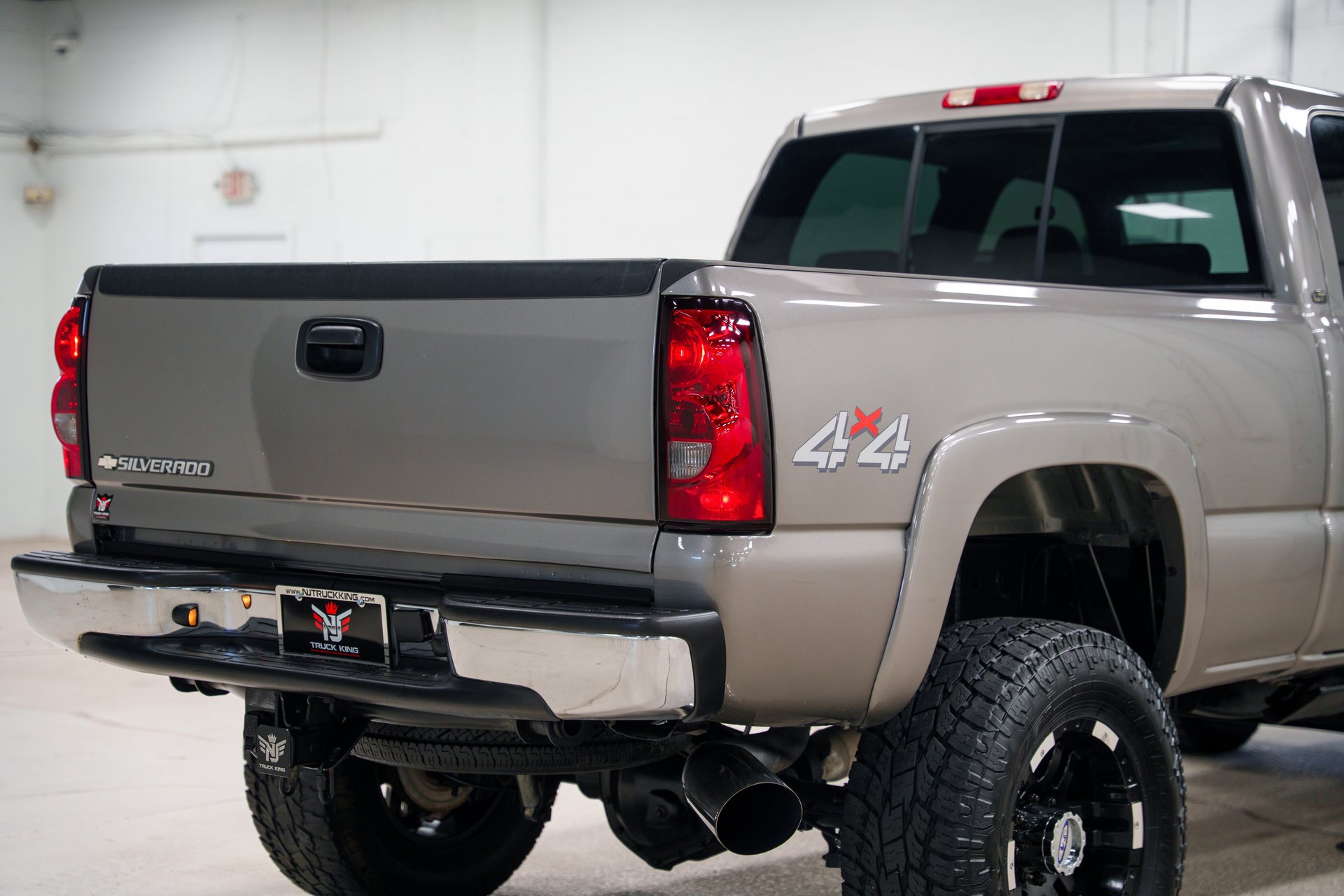 Used 2007 Chevrolet Silverado 2500 LT w/ Heavy-Duty Power Package AWD/4WD image 21