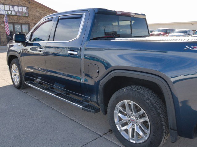 Used 2021 GMC Sierra 1500 SLT w/ SLT Premium Plus Package AWD/4WD image 9