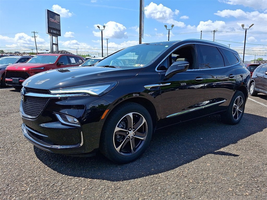 Certified 2022 Buick Enclave Essence w/ Experience Buick Package image 3