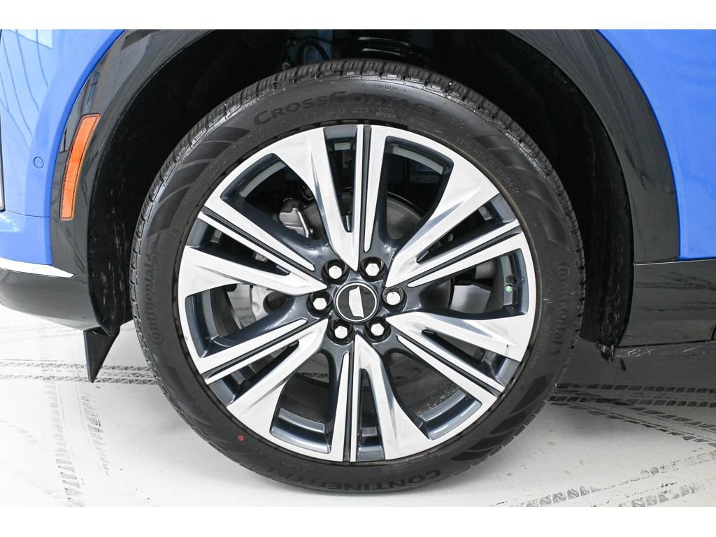 New 2027 Cadillac Optiq Premium Luxury AWD/4WD image 8