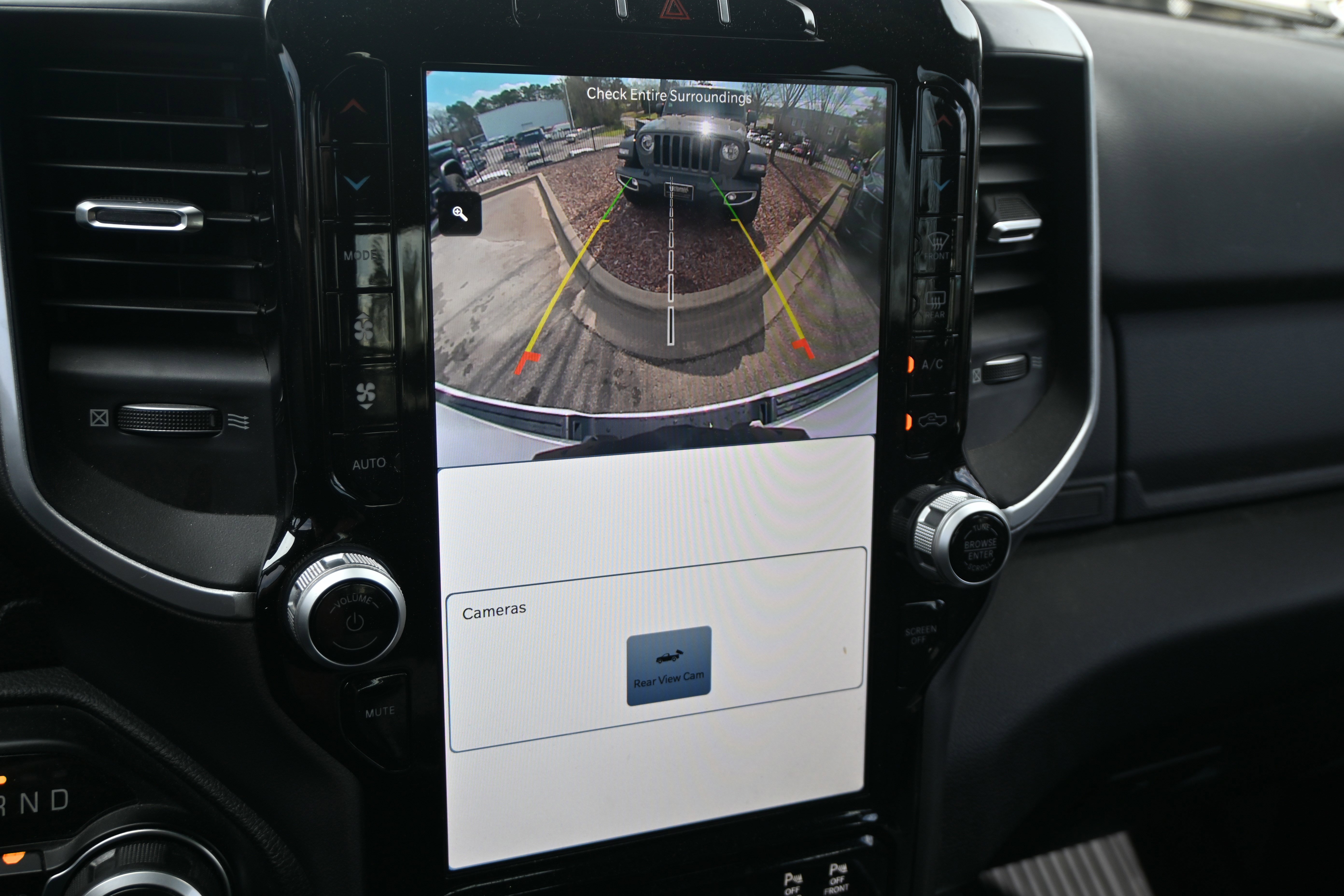 Used 2023 RAM 1500 Big Horn image 15