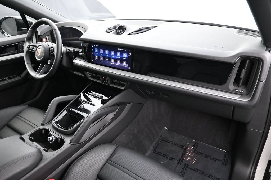 Certified 2026 Porsche Cayenne Coupe AWD/4WD image 32
