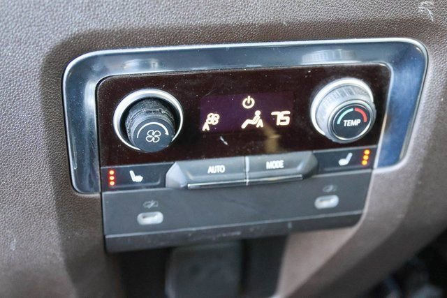 Used 2021 Chevrolet Tahoe Z71 w/ Luxury Package image 24