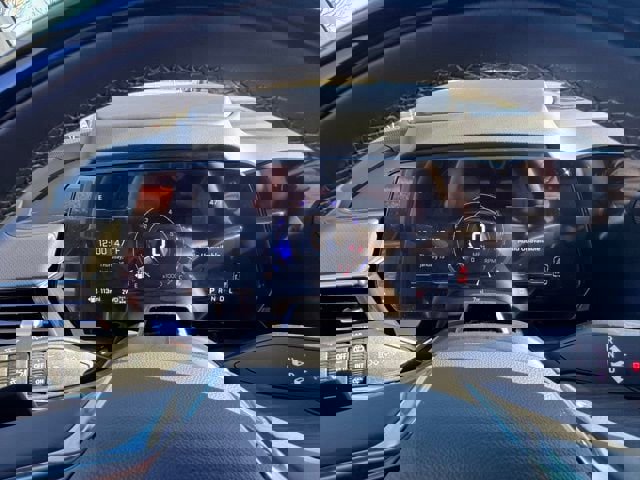 New 2026 Chevrolet Suburban Premier image 26