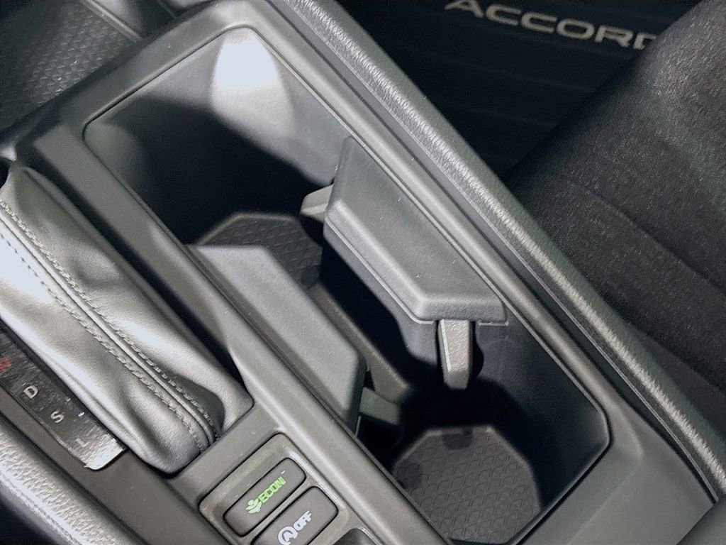 New 2025 Honda Accord SE image 16