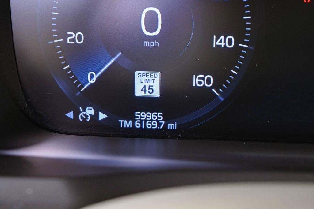 Used 2021 Volvo XC90 T8 Inscription Expression w/ Advanced Package AWD/4WD image 13