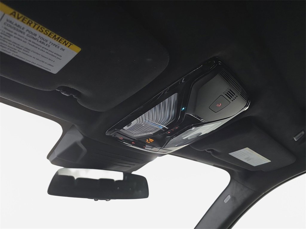 Used 2024 BMW X7 xDrive40i w/ M Sport Package image 22