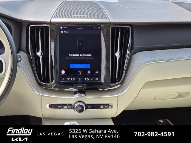 Used 2023 Volvo XC60 B5 Ultimate w/ Protection Package Premier FWD image 20