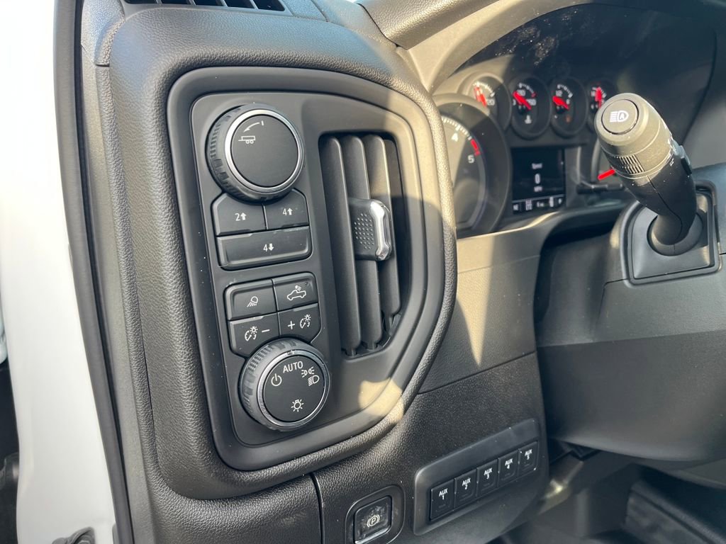 New 2026 Chevrolet Silverado 3500 W/T image 12
