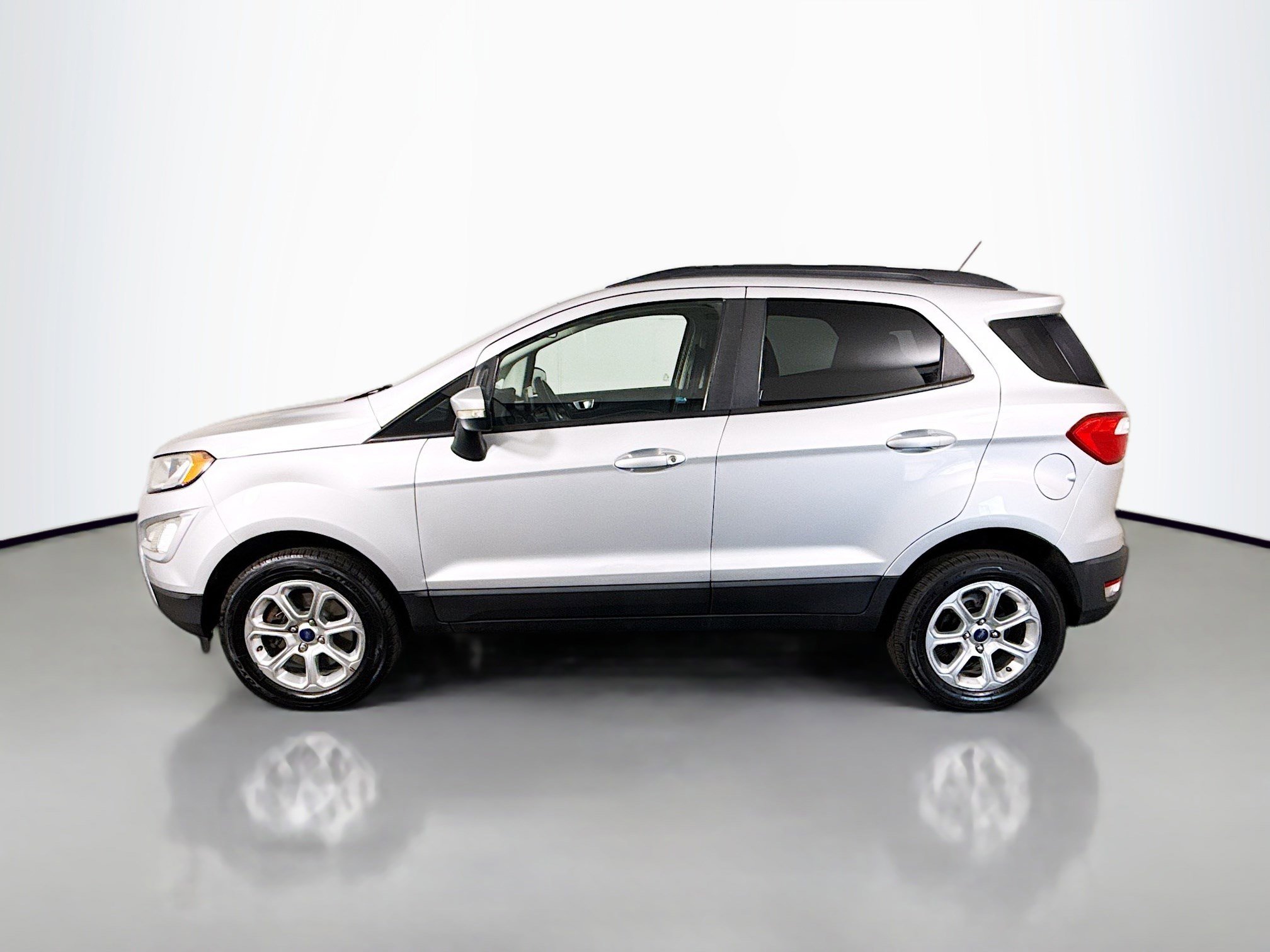 Used 2019 Ford EcoSport SE image 6