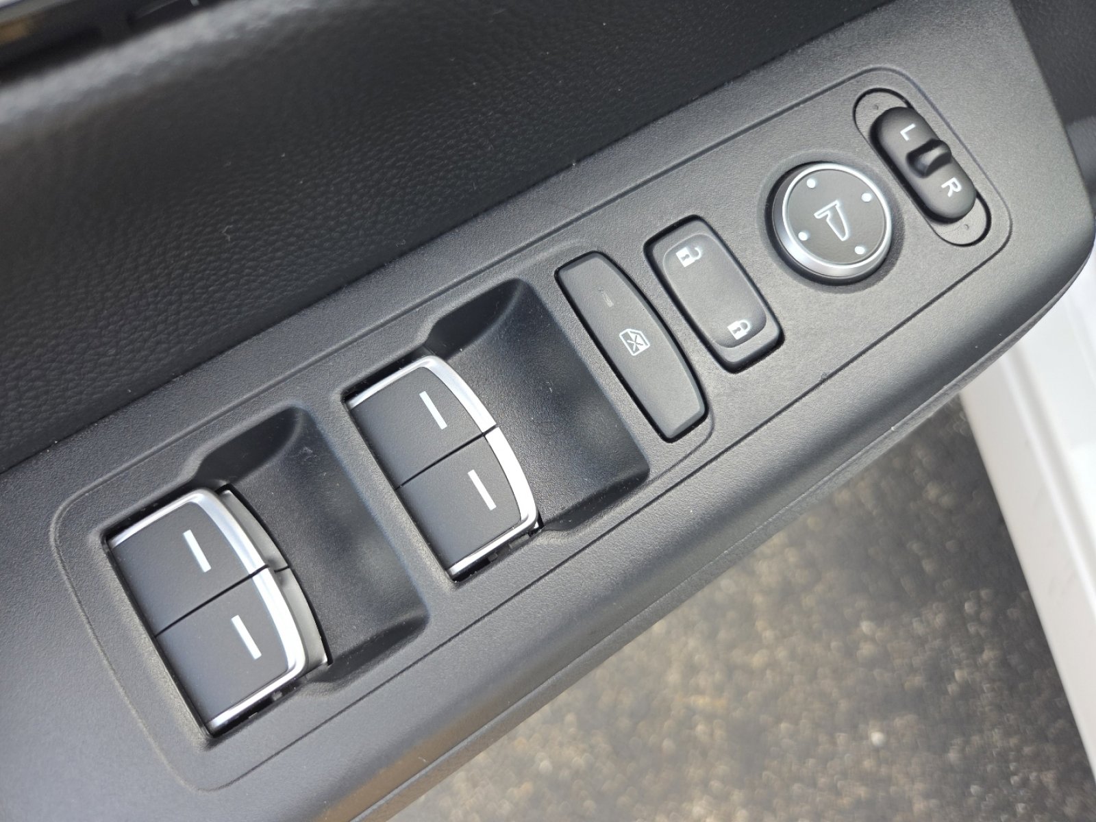 Certified 2024 Honda CR-V EX-L image 28