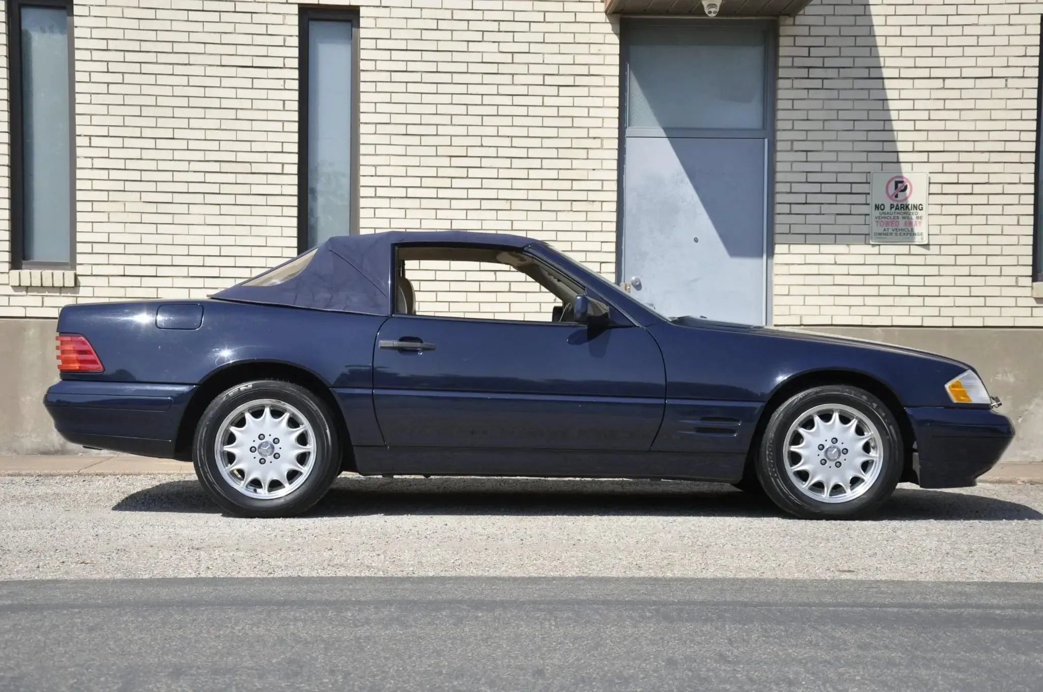 Used 1996 Mercedes-Benz SL 500 image 3