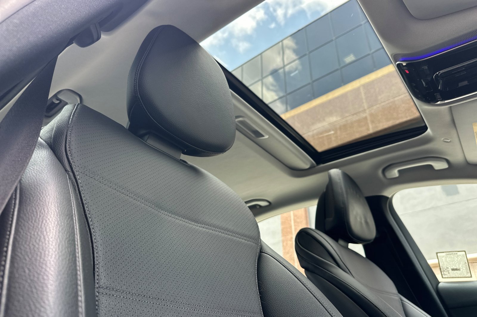 Used 2023 Mercedes-Benz C 300 Sedan image 15