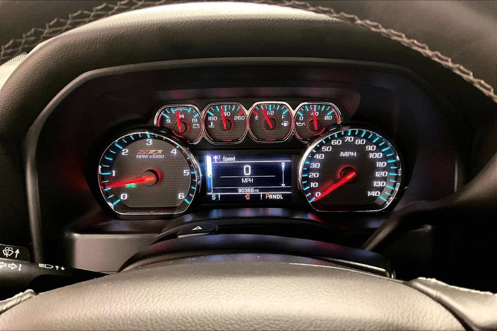 Used 2018 Chevrolet Silverado 1500 LT w/ All Star Edition AWD/4WD image 14