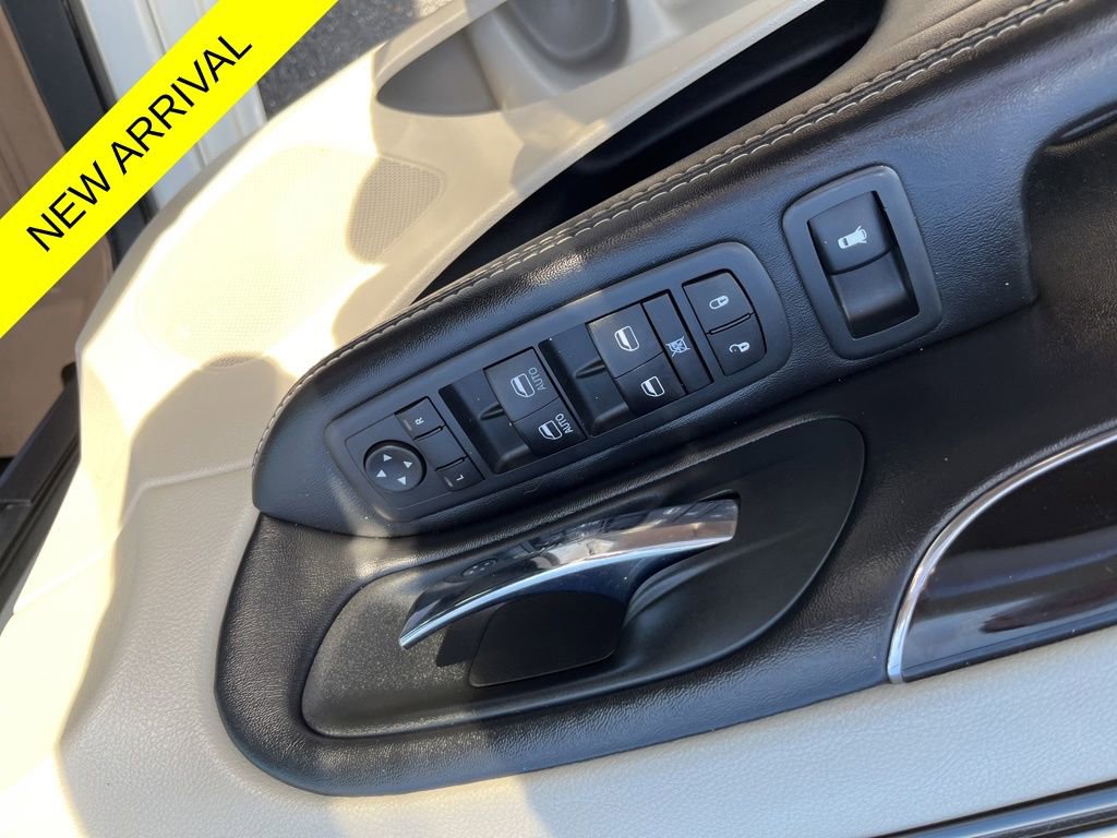 Used 2020 Dodge Grand Caravan SXT image 20