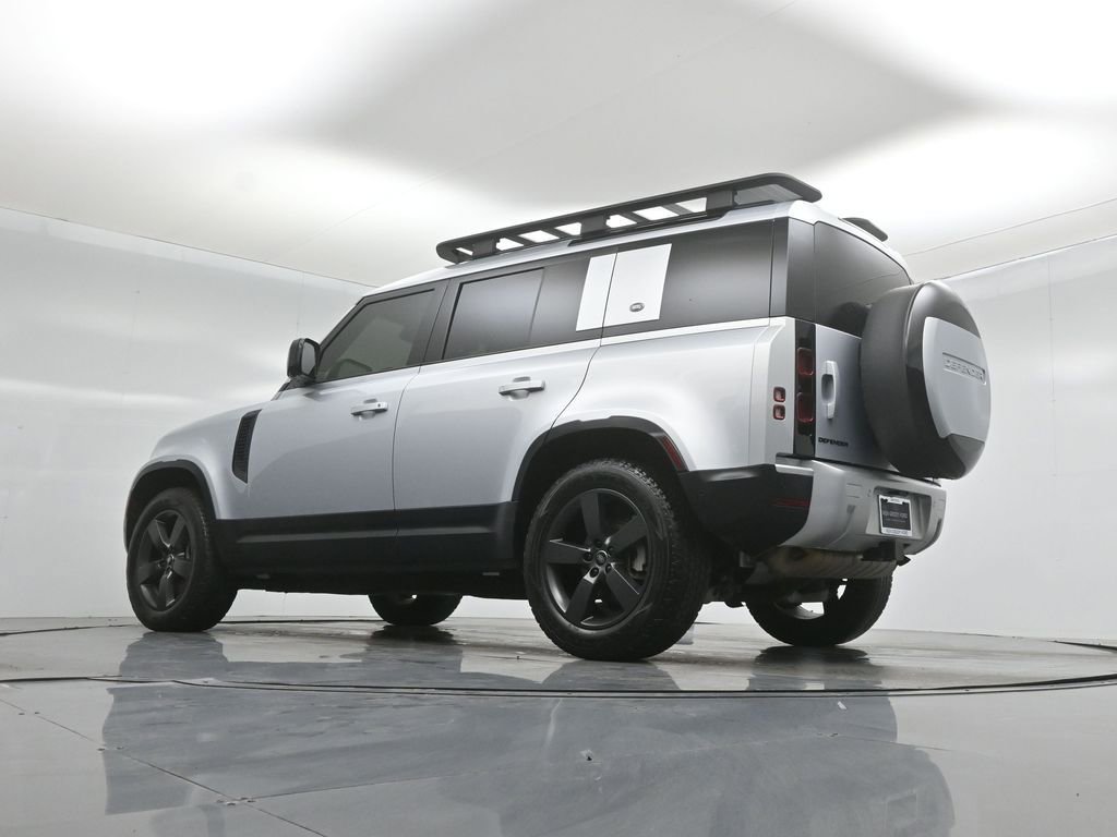 Used 2024 Land Rover Defender 110 S image 50