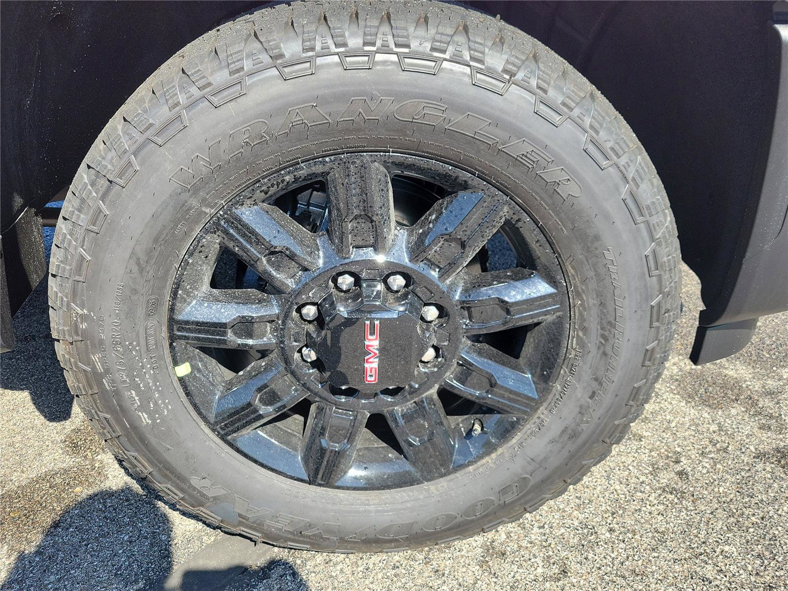 New 2026 GMC Sierra 2500 AT4 w/ AT4 Premium Plus Package AWD/4WD image 6