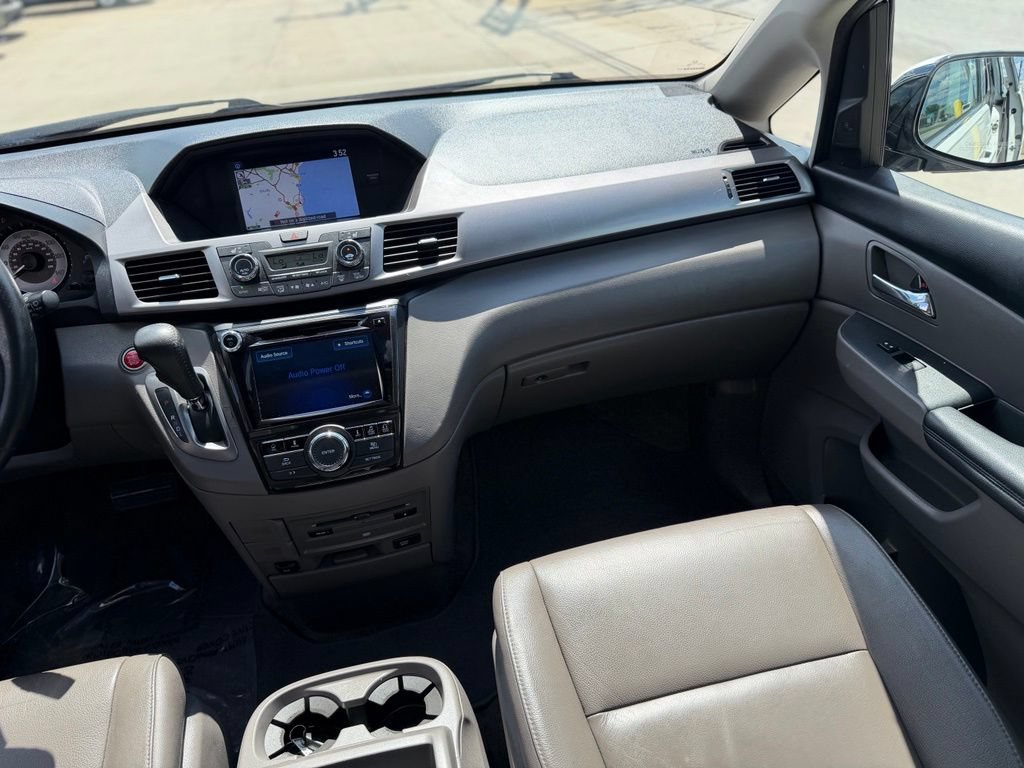 Used 2017 Honda Odyssey Touring image 16