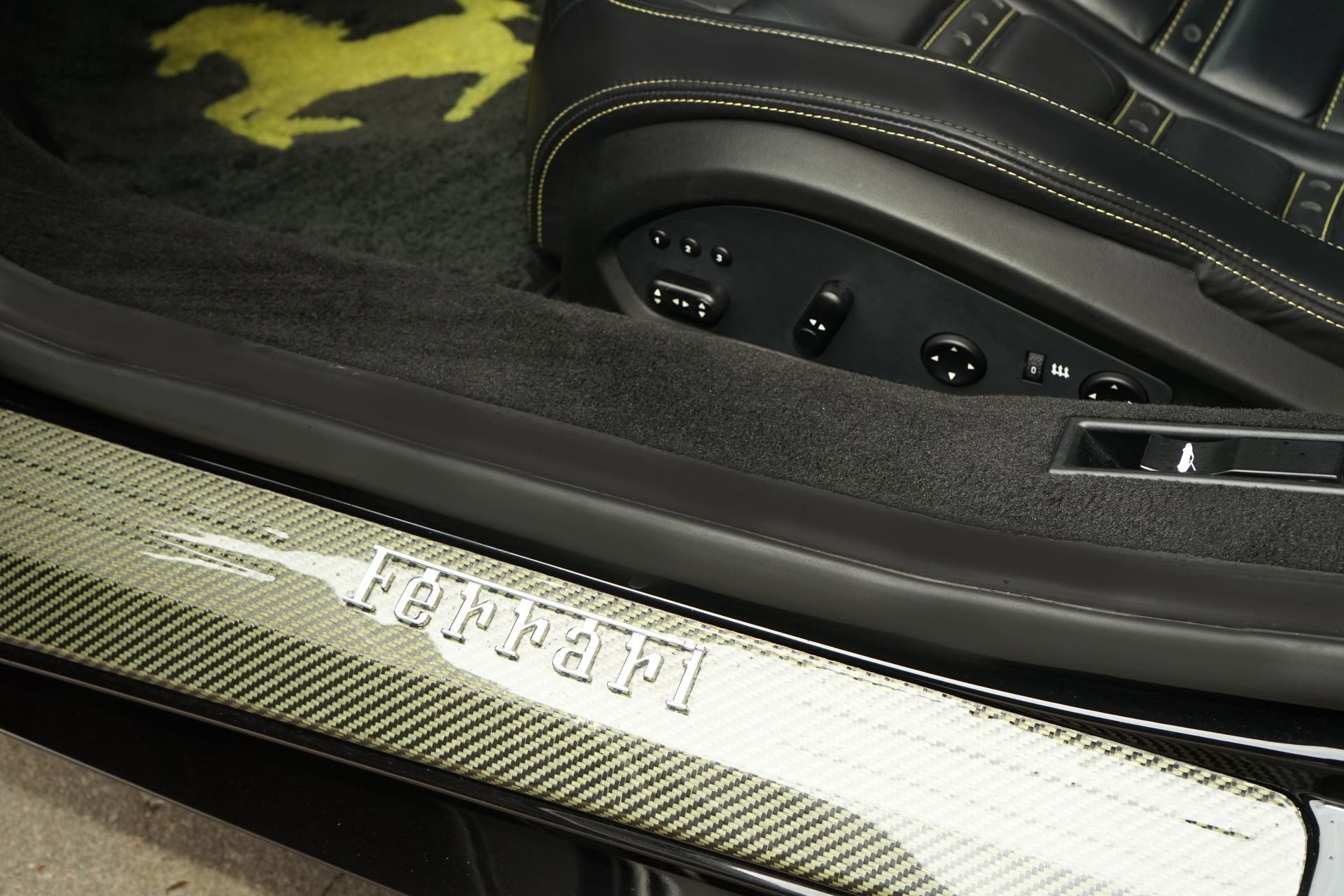 Used 2010 Ferrari 458 Italia Coupe image 24