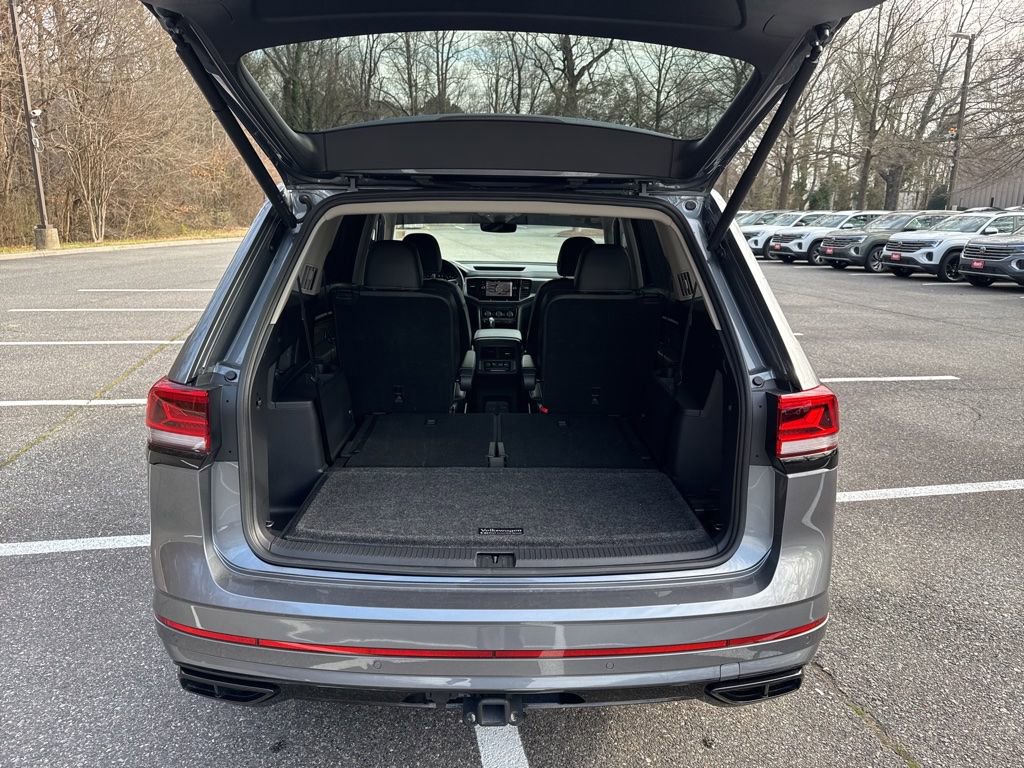 Used 2023 Volkswagen Atlas SEL R-Line image 7