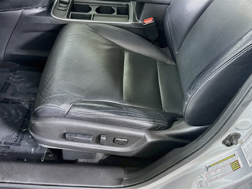 Used 2016 Honda CR-V Touring image 25