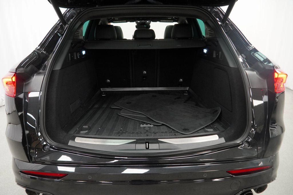 Used 2023 Maserati Grecale Modena image 41