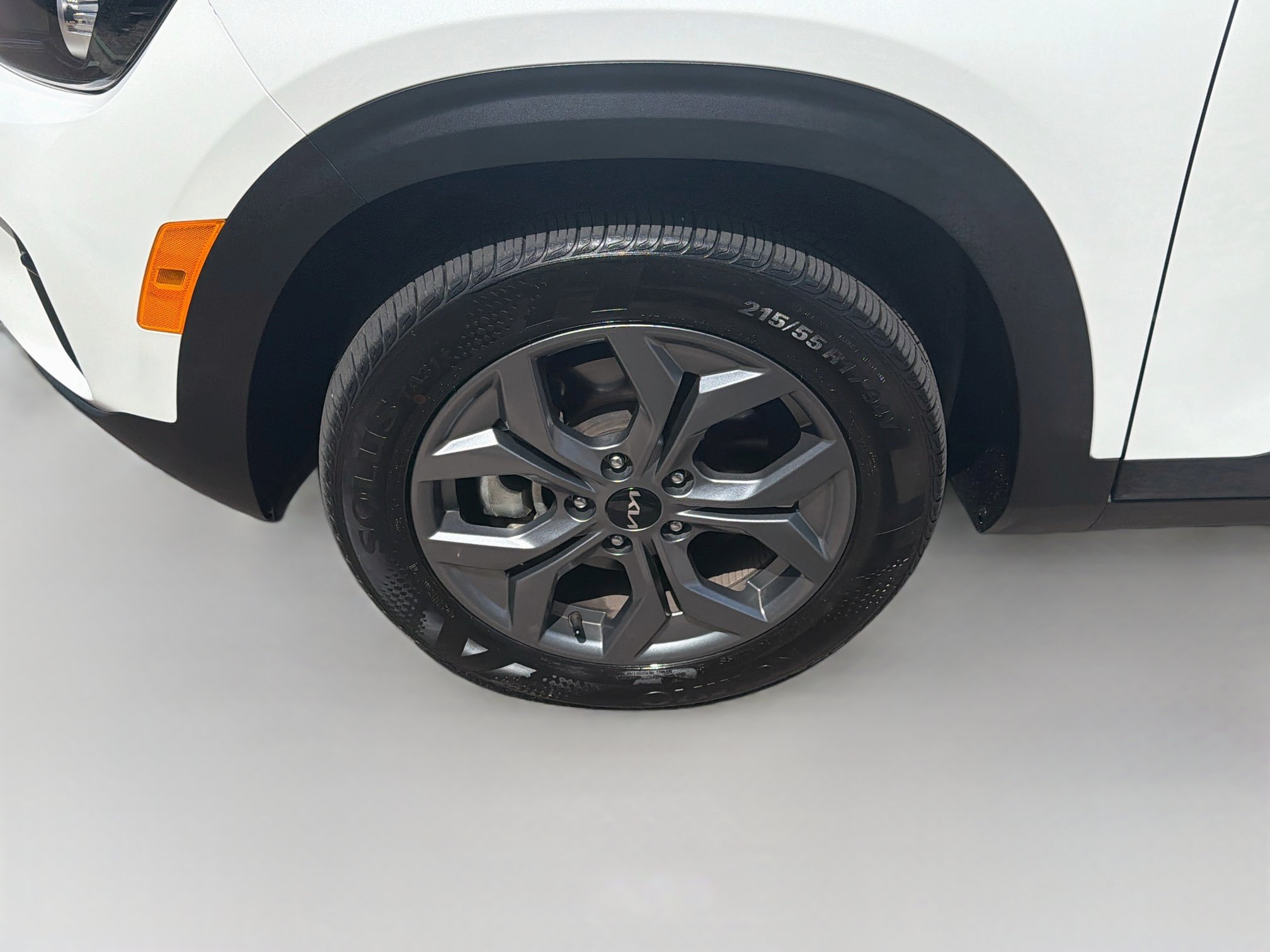 Used 2026 Kia Seltos LX AWD/4WD image 11