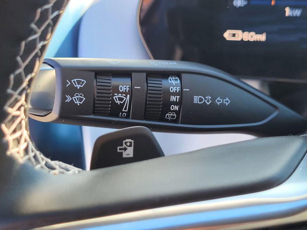 New 2026 Chevrolet Equinox EV LT image 21