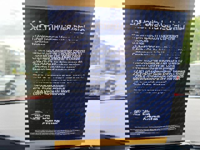 Certified 2022 Ford Explorer XLT w/ Equipment Group 202A image 18