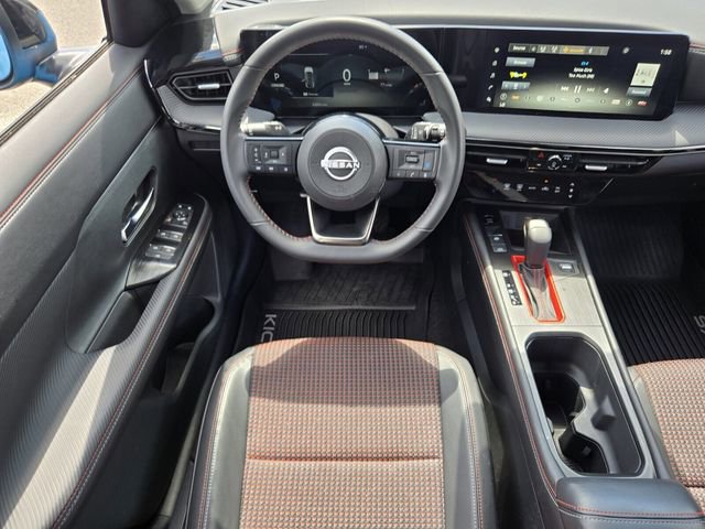Used 2025 Nissan Kicks SR image 12
