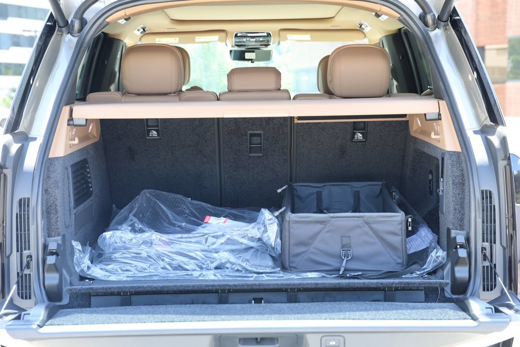 New 2026 Land Rover Range Rover SE AWD/4WD image 10