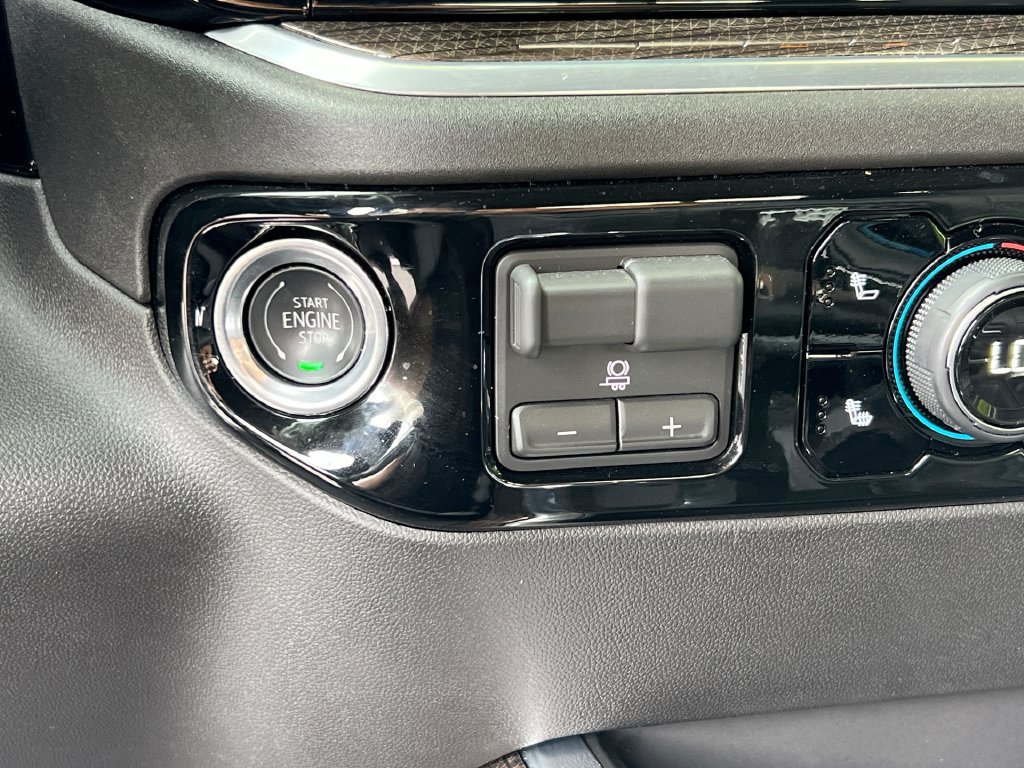 Used 2026 Chevrolet Silverado 1500 LT AWD/4WD image 46