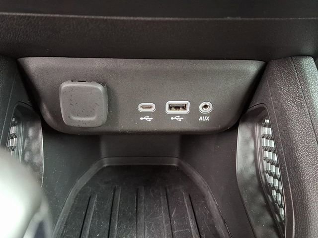 Used 2023 Chevrolet TrailBlazer ACTIV w/ Convenience Package AWD/4WD image 34
