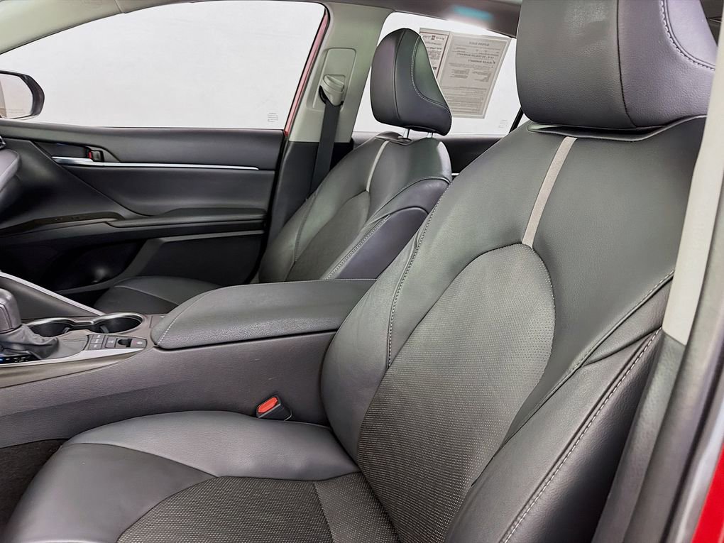 Used 2023 Toyota Camry XSE FWD image 39