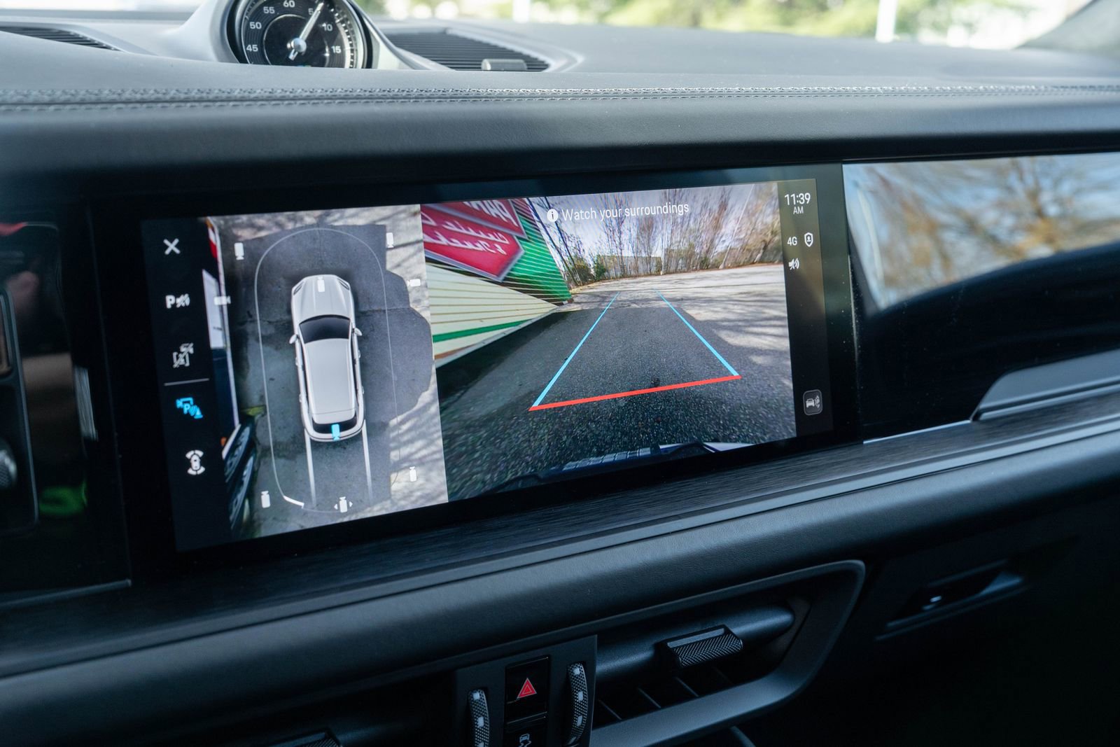 Certified 2025 Porsche Cayenne GTS image 30