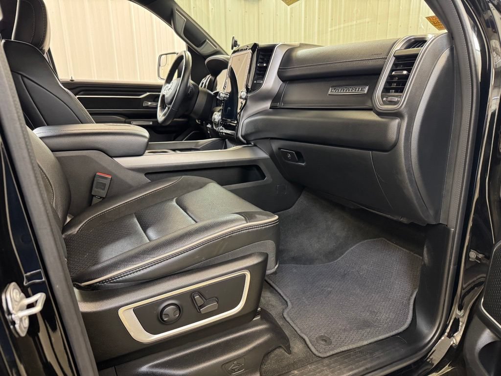 Used 2023 RAM 1500 Laramie AWD/4WD image 32