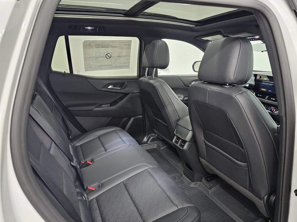 New 2027 Chevrolet Equinox LT w/ Convenience Package II FWD image 28