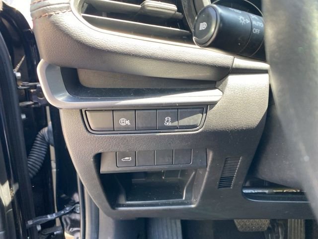 Used 2025 MAZDA MAZDA3 s FWD image 13