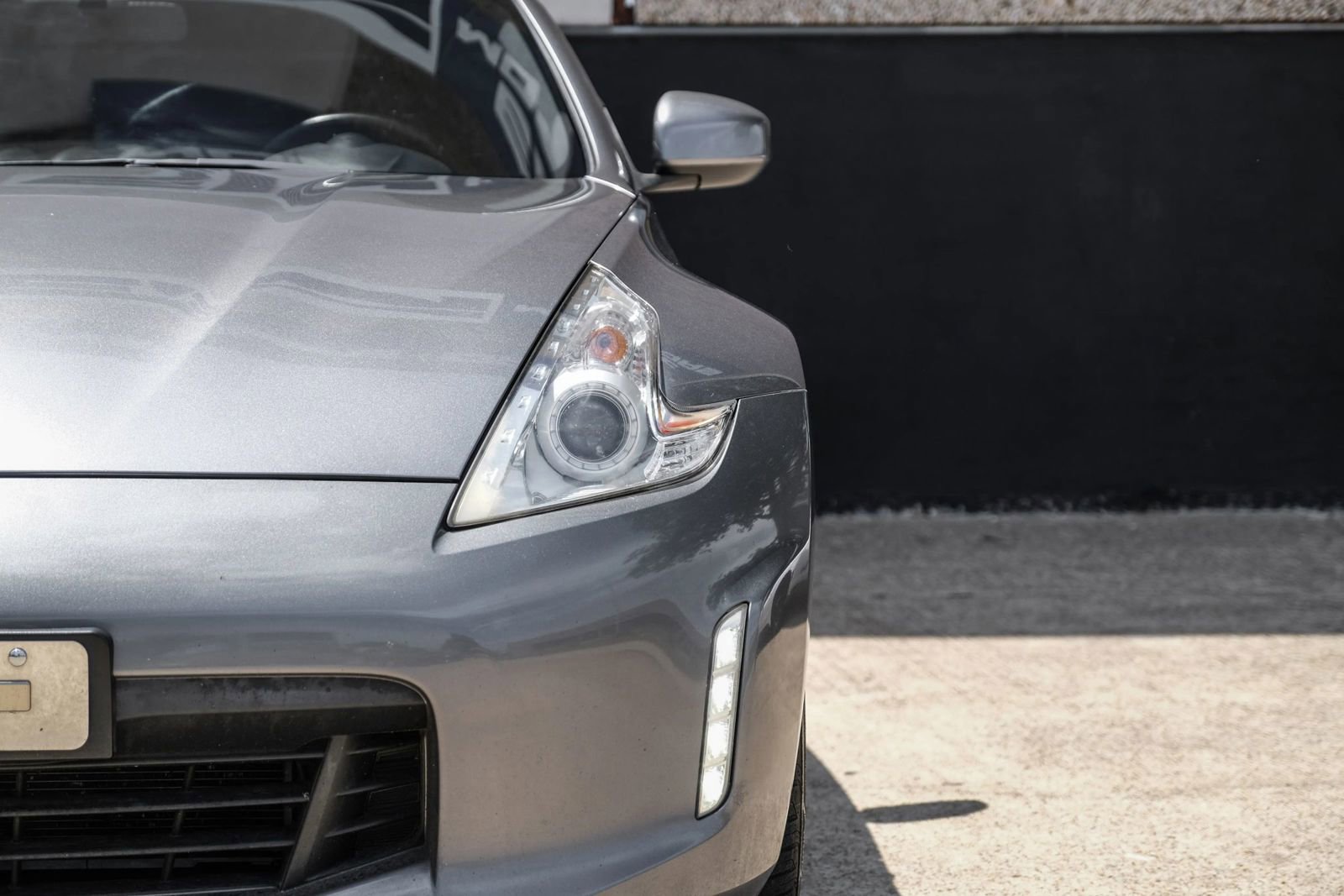 Used 2016 Nissan 370Z Coupe RWD image 38