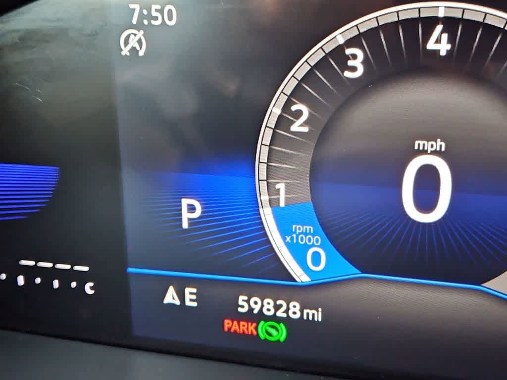 Used 2024 Volkswagen Taos SE FWD image 32
