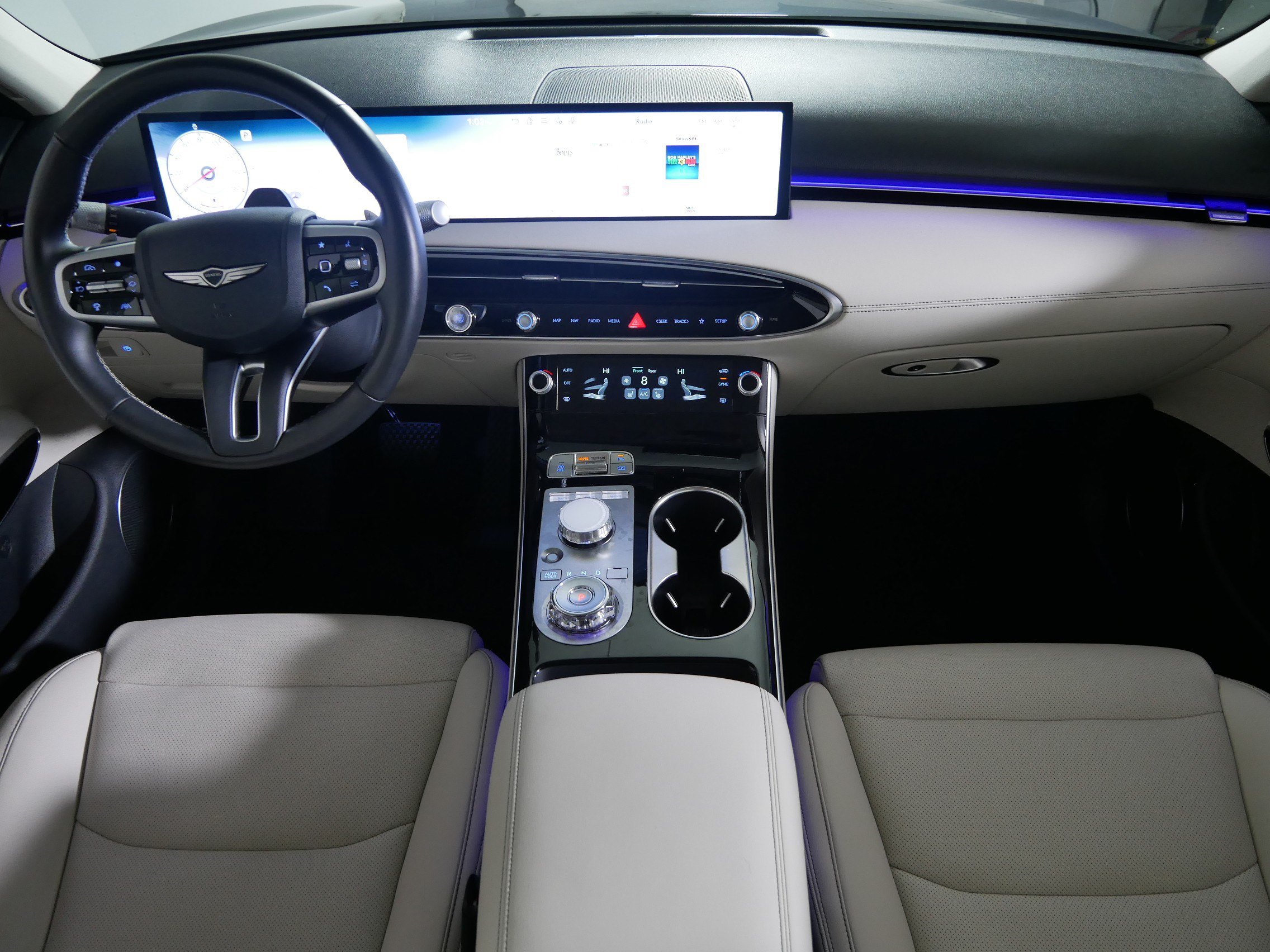 Certified 2026 Genesis GV70 2.5T AWD/4WD image 10