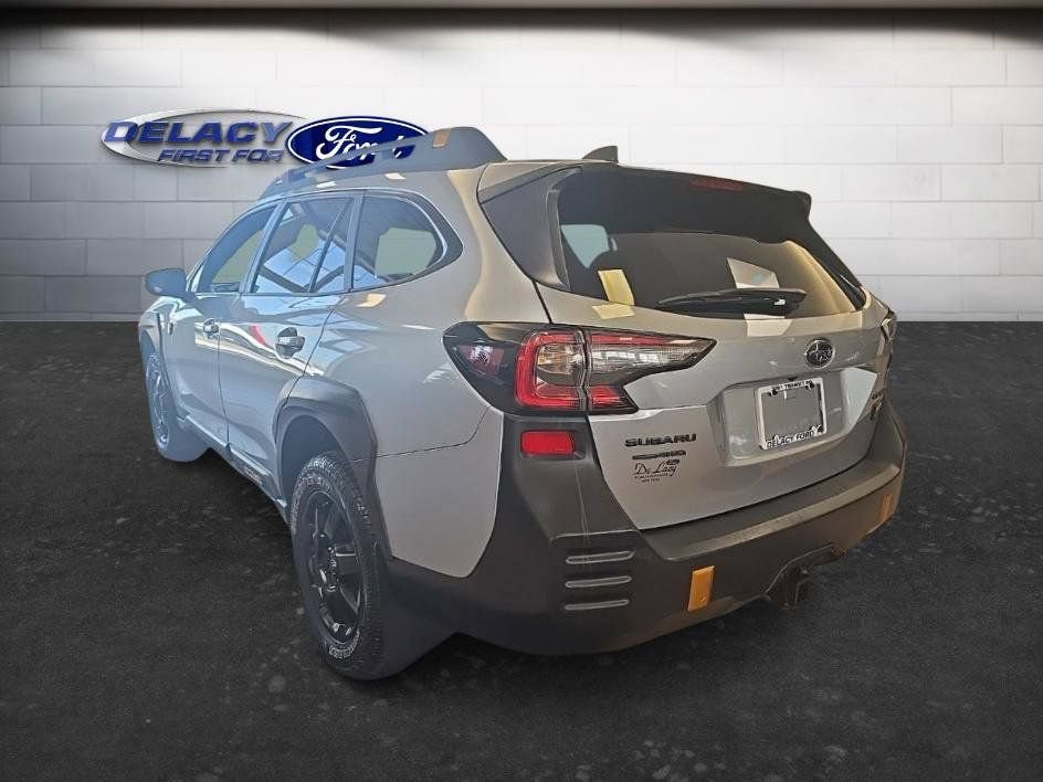 Used 2022 Subaru Outback Wilderness AWD/4WD image 5