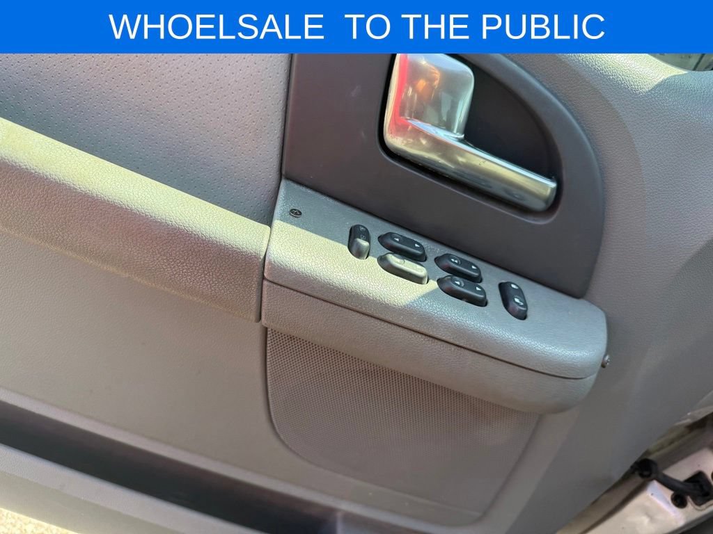 Used 2004 Ford Expedition XLT RWD image 6