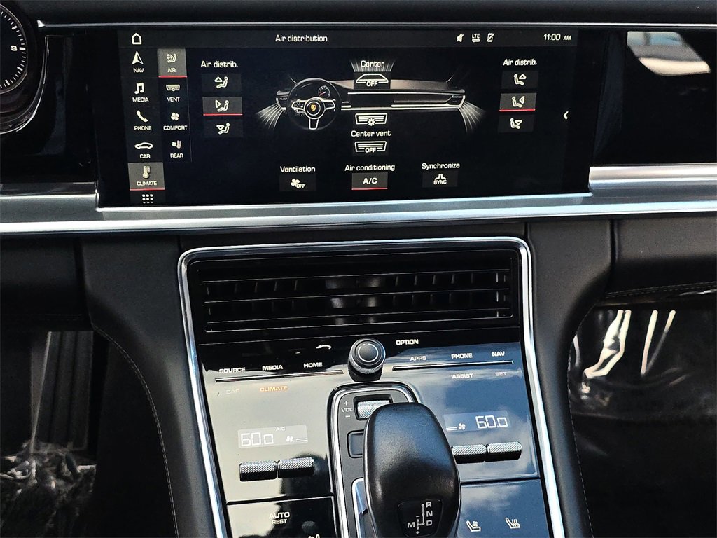 Used 2018 Porsche Panamera 4S image 31