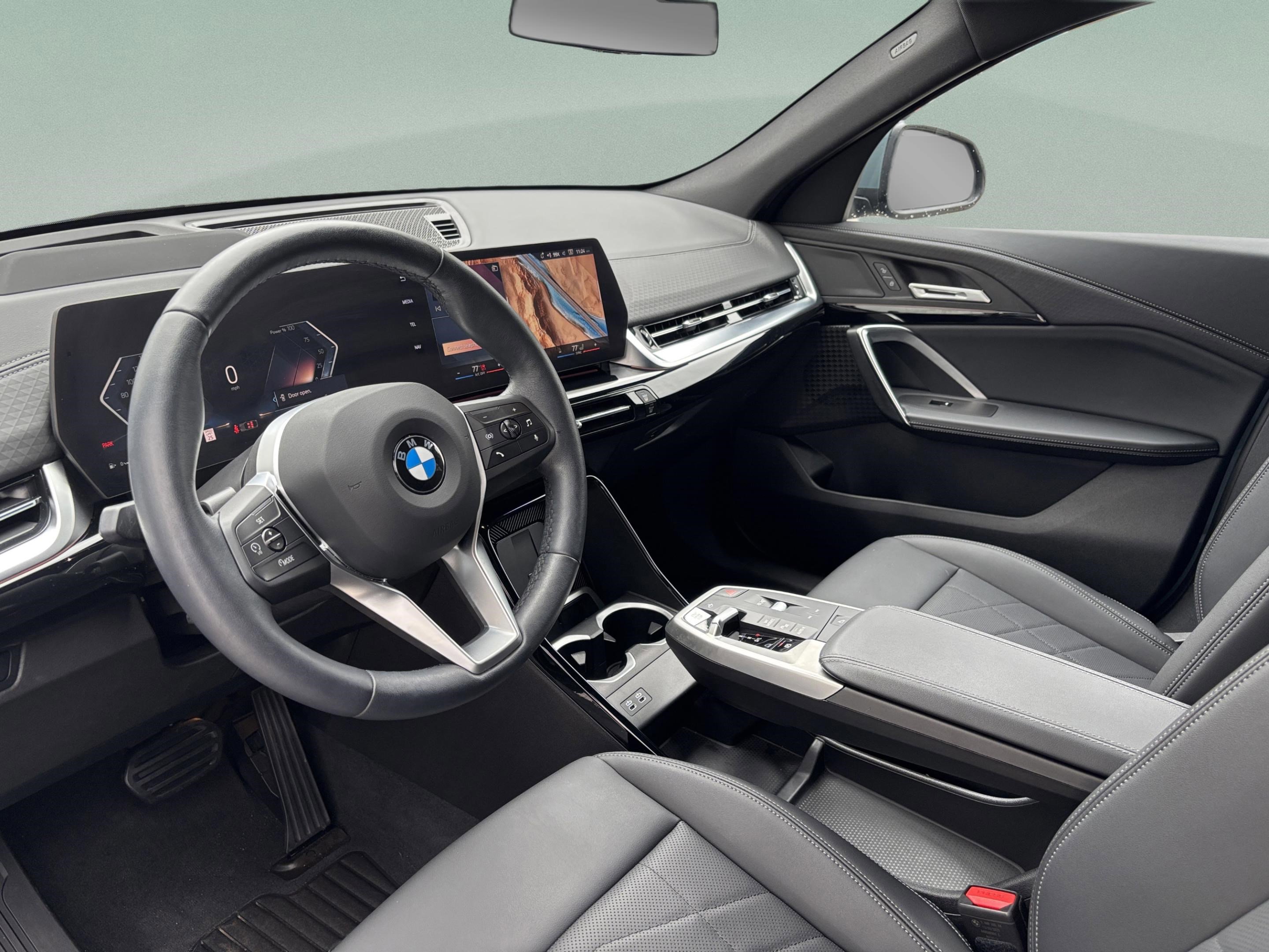 Used 2025 BMW X2 xDrive28i image 21